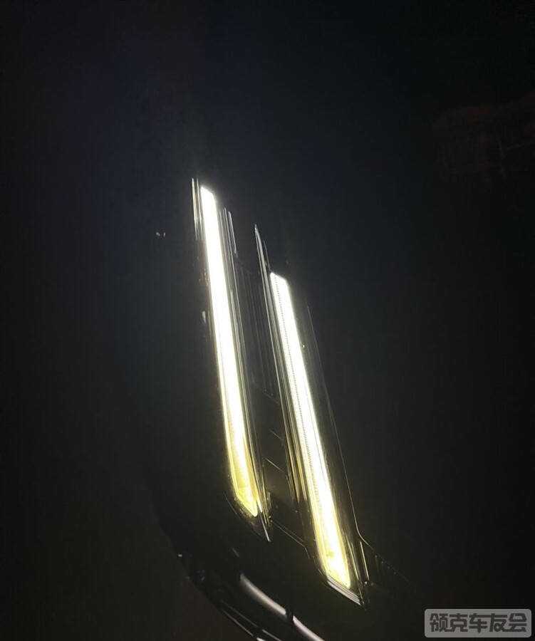 4.jpeg